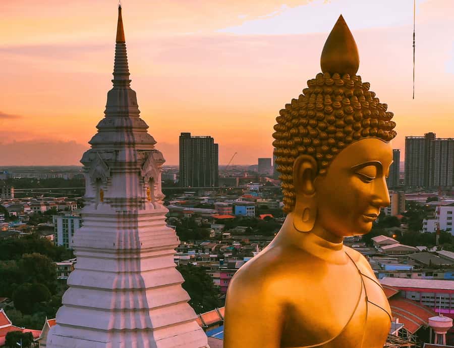 Bangkok: Highlights Tour wth Grand Palace & Must See Temples - Key points at a glance