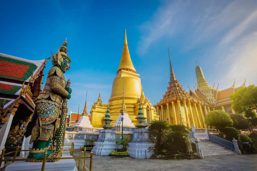 Bangkok: Private Temple City Grand Palace, Wat Pho, Wat Arun - What the private Bangkok temple day is really like