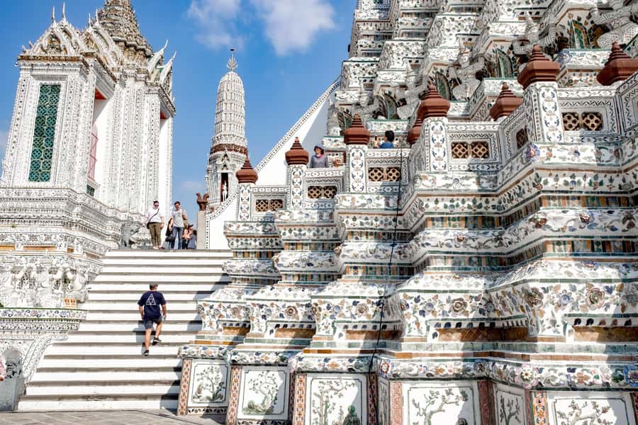 Bangkok: Private Temple City Grand Palace, Wat Pho, Wat Arun - Clothing, heat, and walking advice