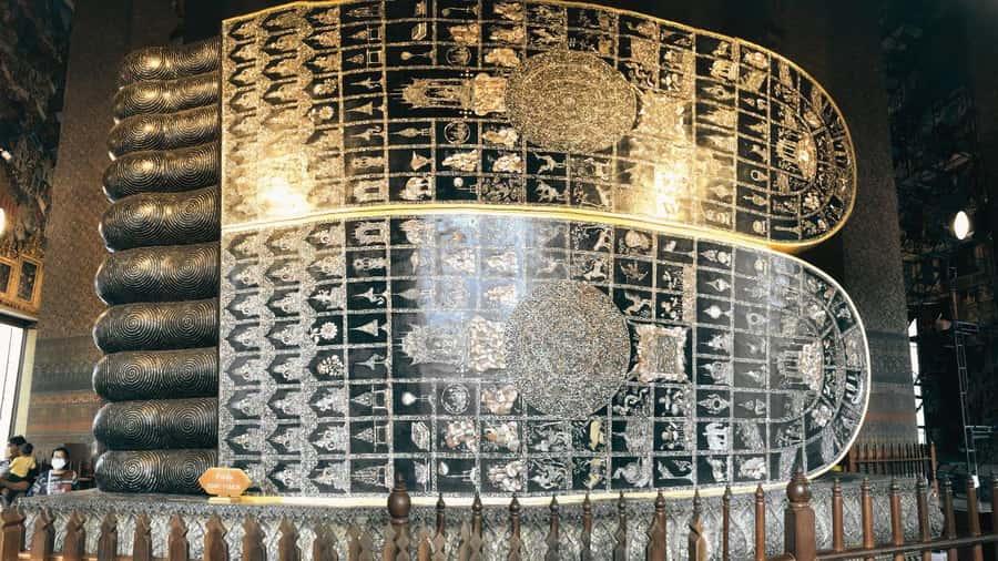 Bangkok: Private Tour Grand Palace, Wat Pho, and Wat Arun - What Penny adds to the experience