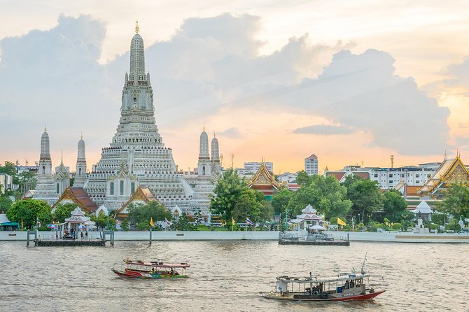 Bangkok Royal Road - Top 3 Major Monuments (Grand Palace, Wat Pho, Wat arun) - Transport, timing, and group size