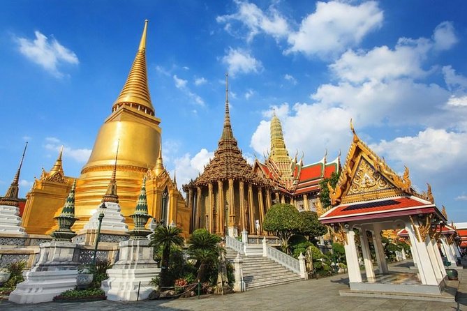 Bangkok Two Temple Tour: Wat Pho, Emerald Buddha & Grand Palace - The Grand Palace: Bangkok’s grand opening act