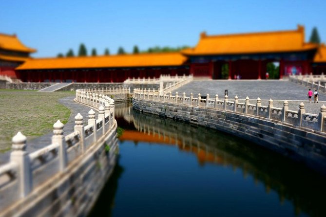Beijing Essential Full-Day Tour including Great Wall at Badaling, Forbidden City and Tiananmen Square - Transport, group size, and the pickup reality