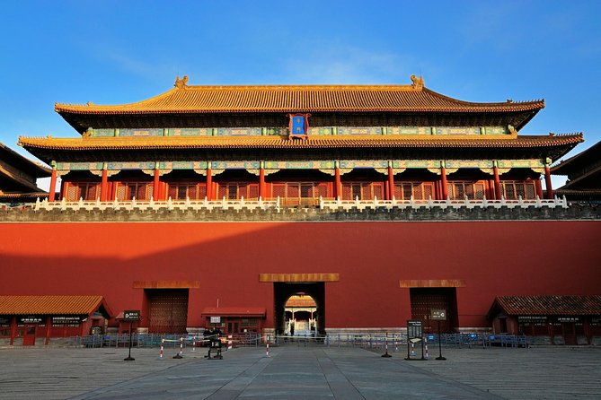 Beijing Essential Full-Day Tour including Great Wall at Badaling, Forbidden City and Tiananmen Square - Tiananmen Square, a short stop with heavy significance