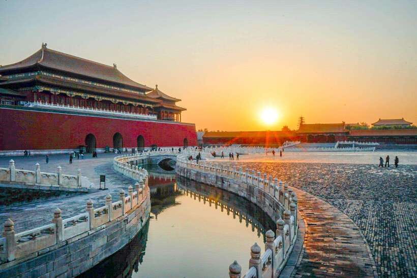 Beijing:Forbidden City and Temple of Heaven Small Group Tour - Tiananmen Square and the cost of security