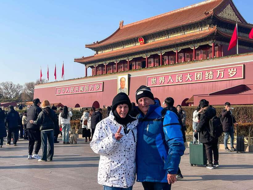 Beijing: Forbidden City, Tian'anmen Square & Great Wall Trip - Walking into the Forbidden City