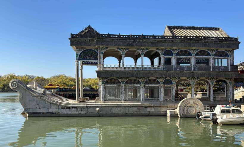 Beijing Private Tour: Summer Palace, Panda House and Options - Package 2: pandas and the Summer Palace by metro