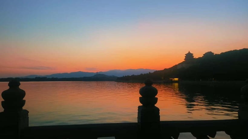 Beijing: Summer Palace Highlight Walking Tour - Four Great Regions and the Buddhist setting