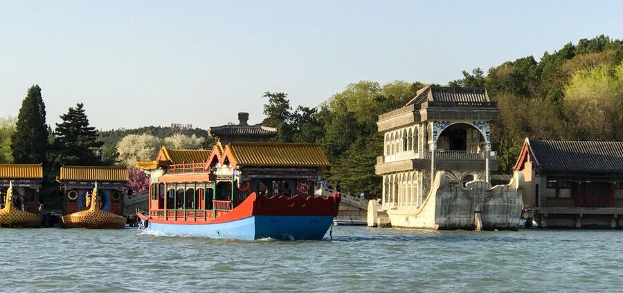 Beijing:Summer Palace Private/Group Tour or book Ticket Only - What the guides add to the experience