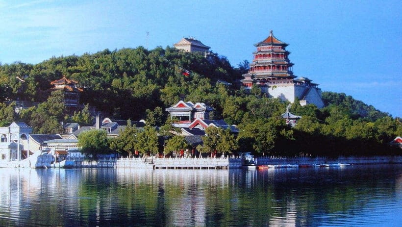 Beijing: Summer Palace Private Tour with Optional Activities - Combining the palace with central Beijing