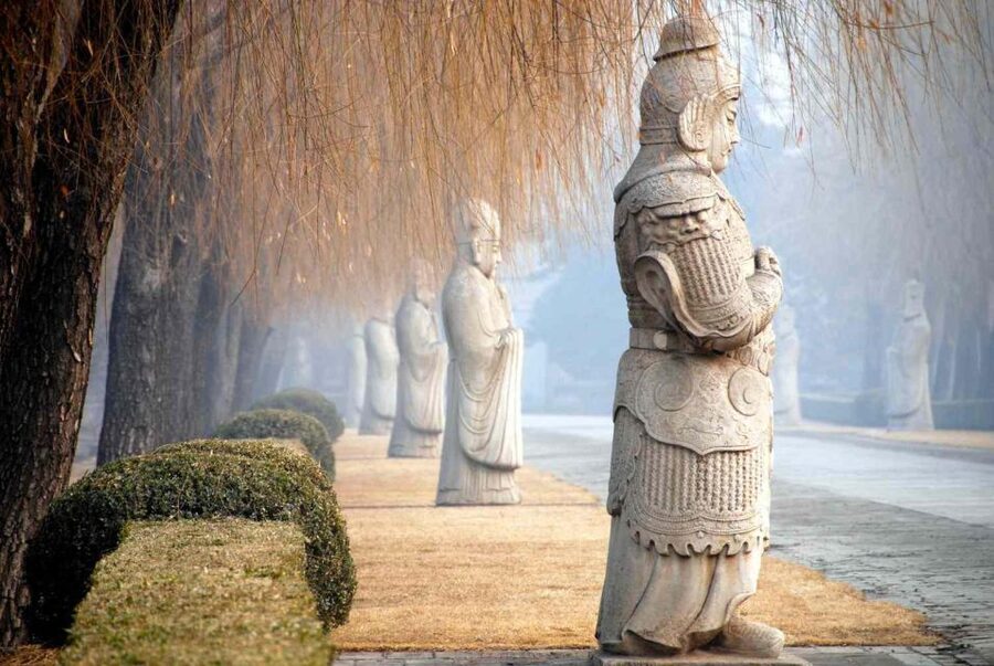 Beijing: Summer Palace, Sacred Road&Ming Tombs Private Tour - What the private guide adds