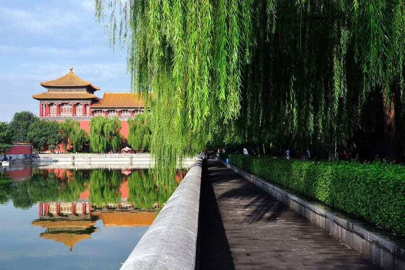 Beijing: Tiananmen Square & Forbidden City Tickets & Tours - Walking through the Forbidden City