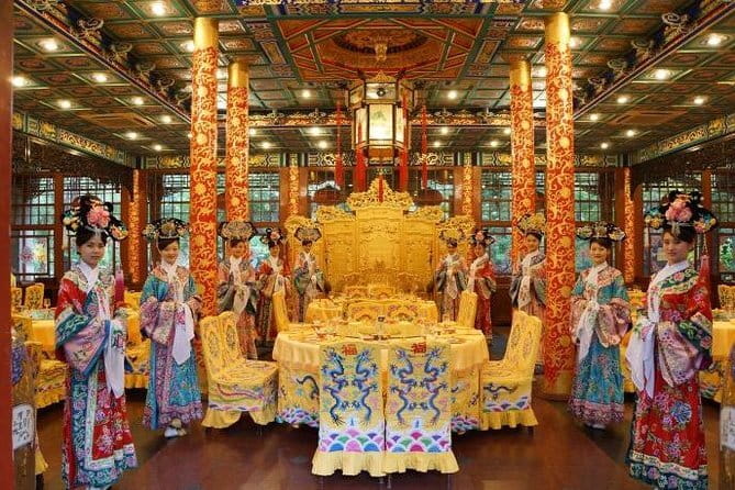 Beijing Walking Tour of Forbidden City - How demanding is the walk?