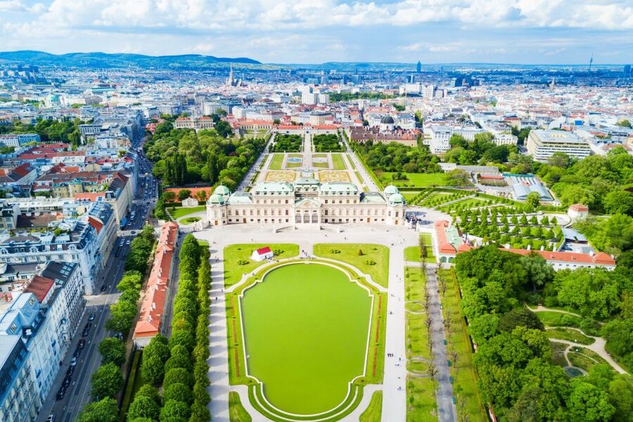 Belvedere Palace: Tour with Skip-the-Line/Transfer Options - Who should book this Belvedere experience?
