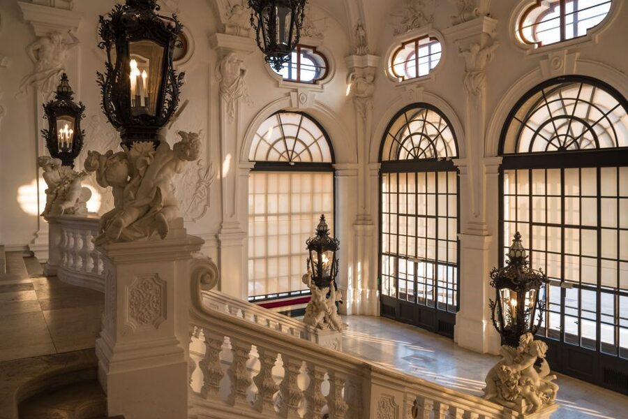 Belvedere Palace: Tour with Skip-the-Line/Transfer Options - Choosing between the 2-hour and 3.5-hour visits