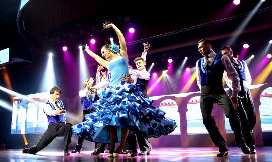 Benidorm: Show at Benidorm Palace - Timing, transport, and the late finish