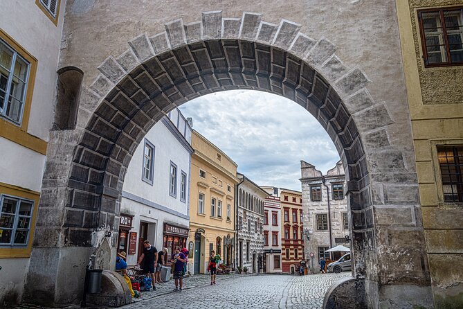 Best of Cesky Krumlov Old Town and Castle Exteriors - Why this two-hour walk works well in Cesky Krumlov