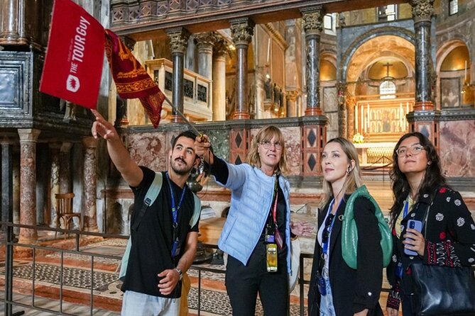 Best Of Venice: Saint Mark's Basilica, Doges Palace with Guide and Gondola Ride - Why this tour works for a first look at Venice
