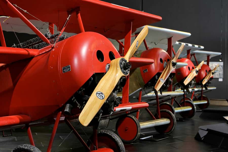 Blenheim: Omaka Aviation Heritage Centre Admission Ticket - How the staff add to the experience