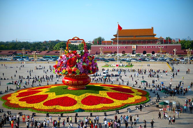 Boutique Tour: Tiananmen, Forbidden City, Mutianyu with VIP Pass - A big Beijing day, made easier by a private guide