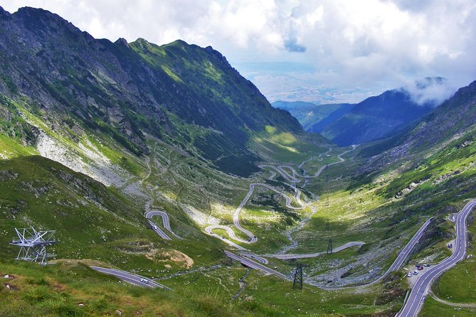 Bran & Peles Castles through the Best Road in the World: Transfagarasan road - Balea Lake and the 887-meter tunnel