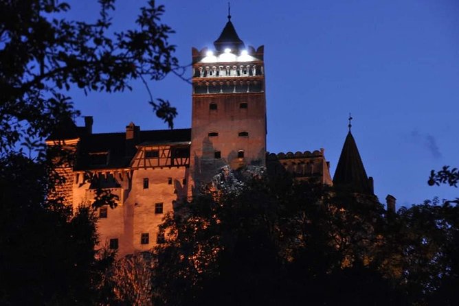 Brasov: Peles Castle, Bran Castles and Rasnov Fortress Day Tour - Rasnov Fortress and the view over Barșa Land