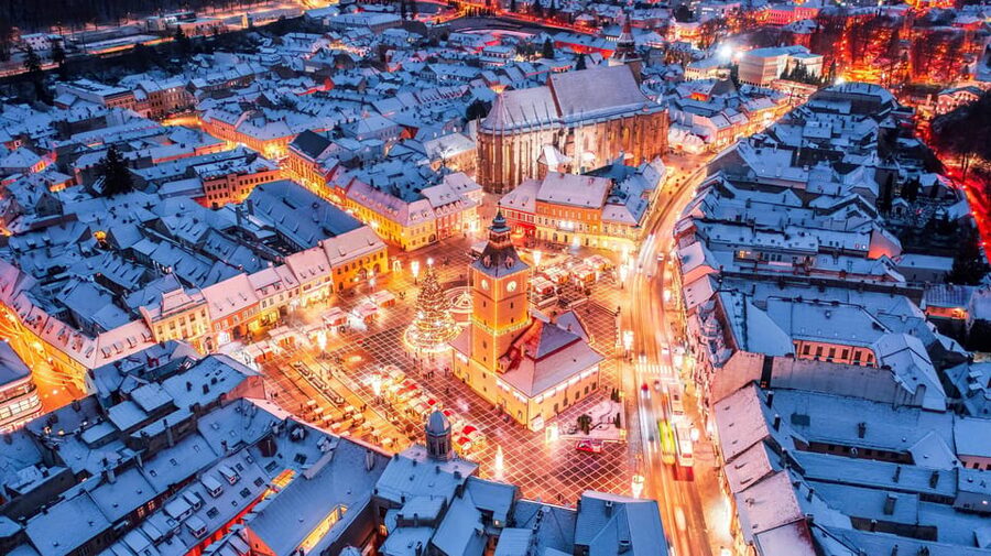 Bucharest : Day Trip Dracula's Castle ,Peles Castle & Brașov - Brasov: the day’s most enjoyable walk