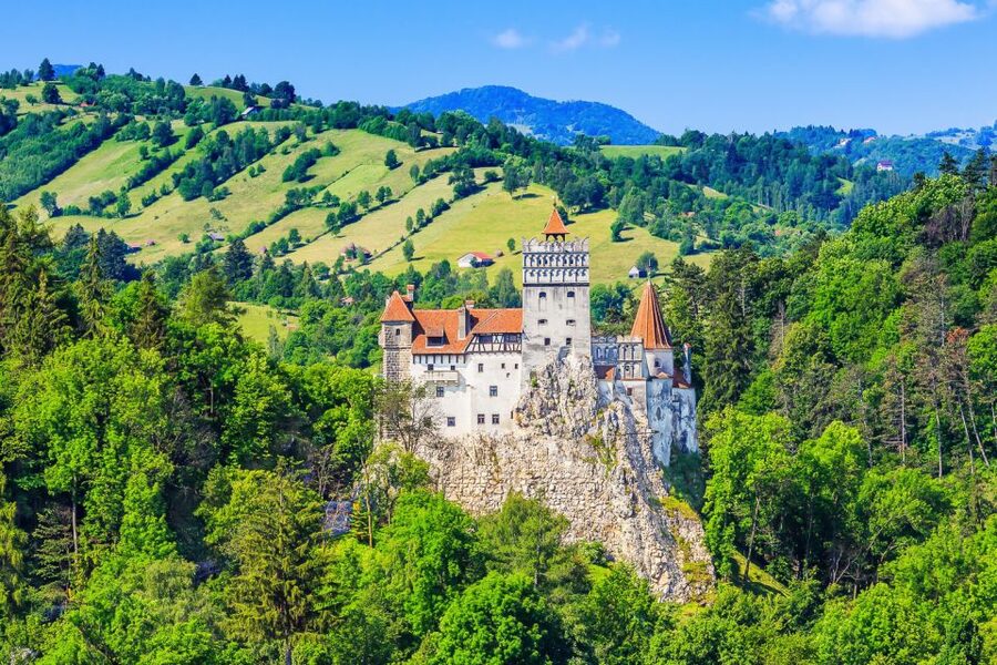 Bucharest: Day Trip to Dracula Castle, Peles Castle & Brașov - Final verdict: a strong one-day introduction