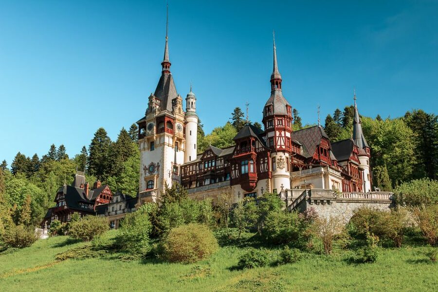 Bucharest: Dracula's Castle, Peles Castle, & Brasov Old Town - The $40 price and what it really covers