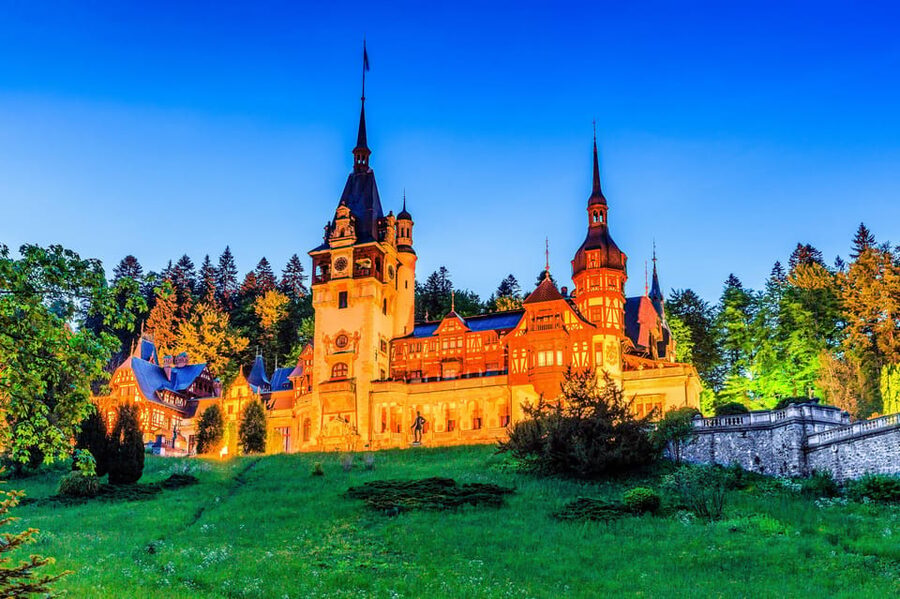 Bucharest : Peles Castle, Dracula's Castle & Brasov Day Trip - Why this Bucharest day trip makes sense