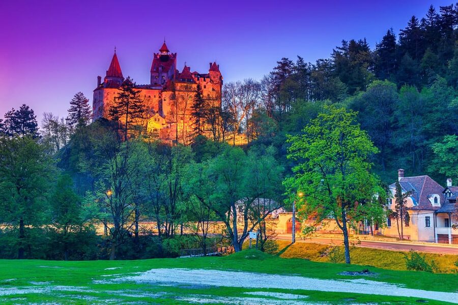 Bucharest: Peles & Dracula's Castle and Brasov Full-Day Trip - Key things to know before booking
