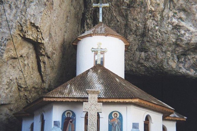 Bucharest Private Tour to Peles Castle & Biggest Salt Mine in Eu - The guide can shape the whole day