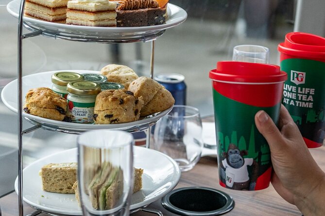 Buckingham Palace & Afternoon Tea Sightseeing Tour with PG Tips - Afternoon tea aboard the sightseeing bus