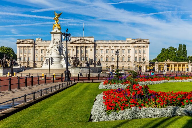 Buckingham Palace Exterior and Royal History Private Tour - Key points at a glance