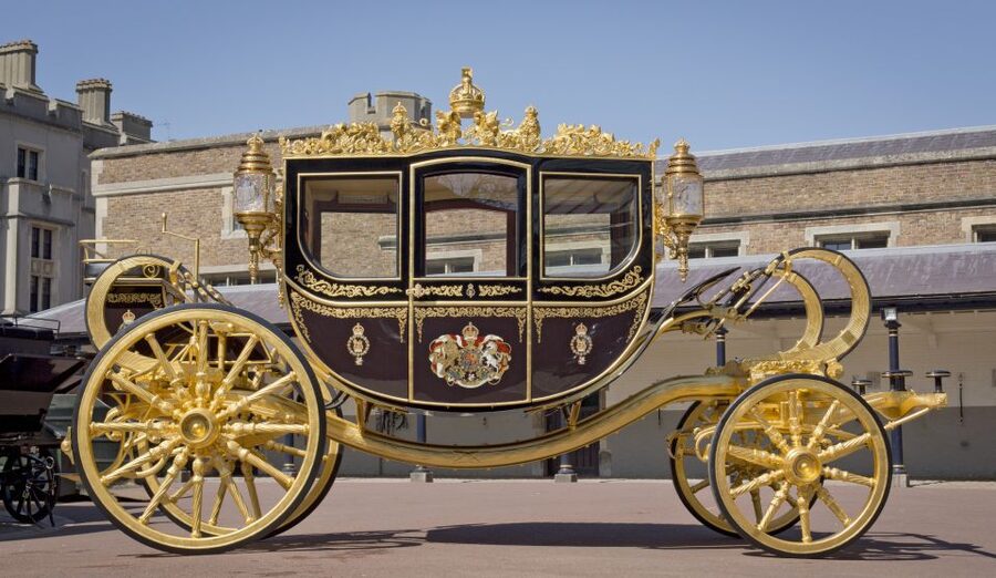 Buckingham Palace: The Royal Mews Entrance Ticket - How long to allow and who will enjoy it