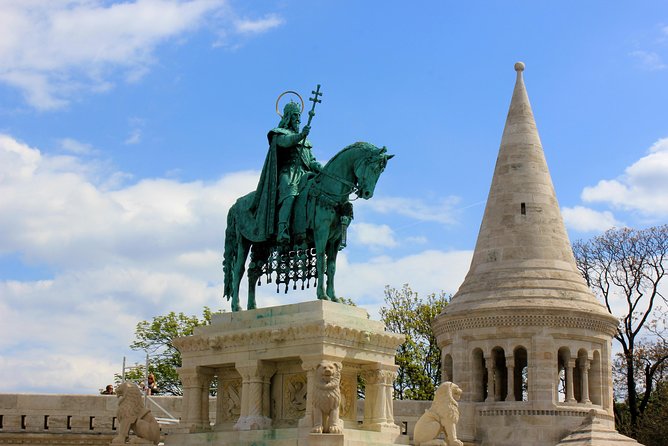 Buda Castle District Walk with Entry to Matthias Church - Royal Palace courtyards and the Funicular story