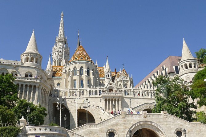 Buda Castle Private Walking Tour: A Kingdom of Many Nations - What the guide adds