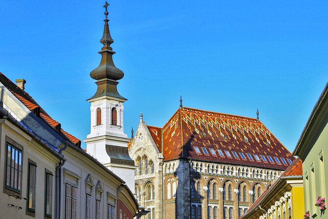 Buda Castle Walking Tour with Audioguide on Your Smartphone - The Hungarian National Gallery and optional indoor stops