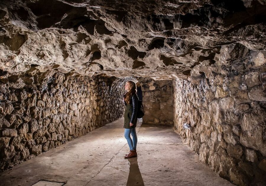 Budapest: Buda Castle Cave Tour - A 40-minute route or the full 1.5-hour tour?