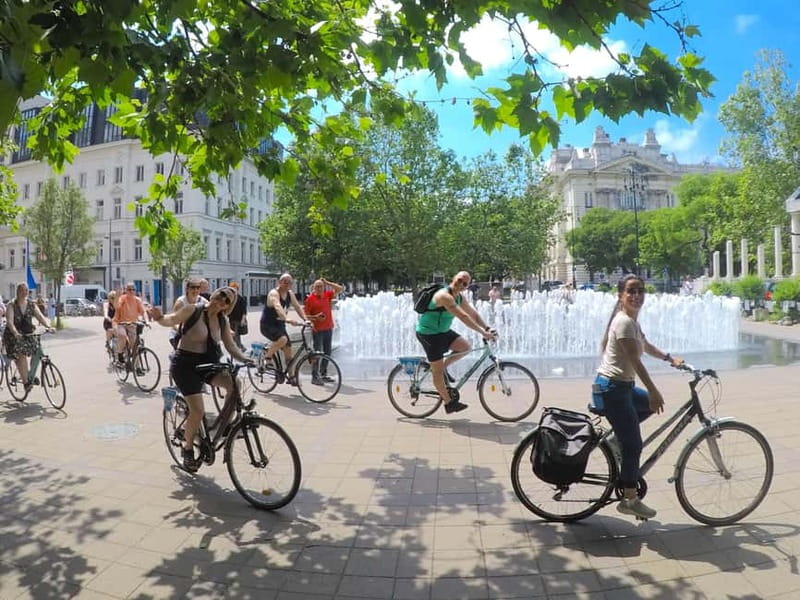 Budapest & Buda Castle e-Bike Tour with a local guide - Why an e-bike is a smart way to see Budapest