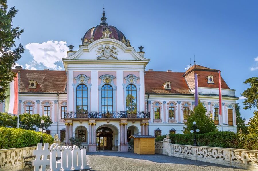 Budapest: Private 3-Hour Gödöllő Palace Tour - The 30-minute trip from Budapest