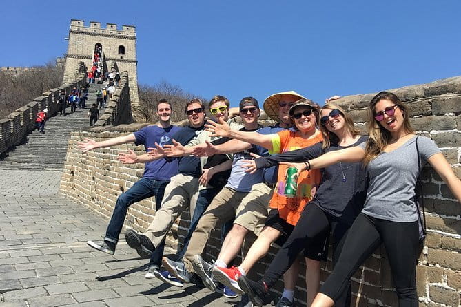 BusDa-Full-Day Bus Trips: Mutianyu, Summer & Old Summer Palaces - Group size, guide style, and the pace of the day