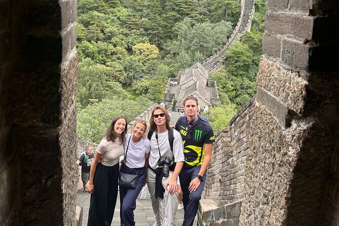 BusDa-Full-Day Bus Trips: Mutianyu, Summer & Old Summer Palaces - Who should book this full-day bus trip?