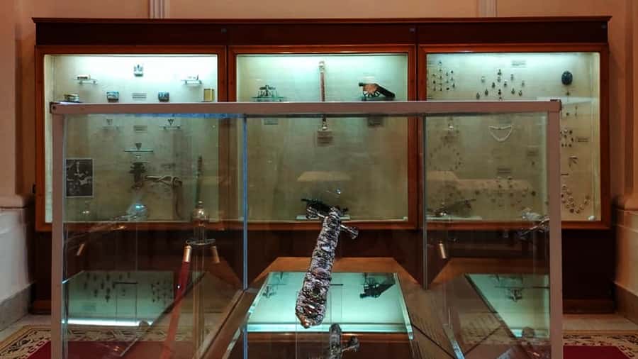 Cairo: Private Tour to Abdeen Palace with transfers. - Royal Family and Historical Documents collections