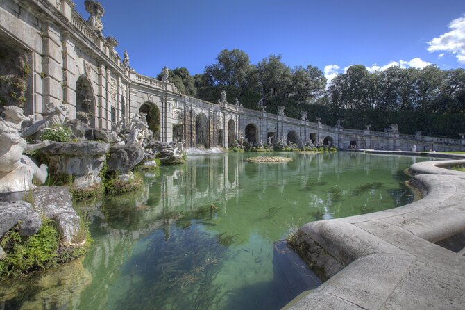 Caserta Royal Palace & Gardens Small Group Tour with Shuttle - What makes the guides worth paying for
