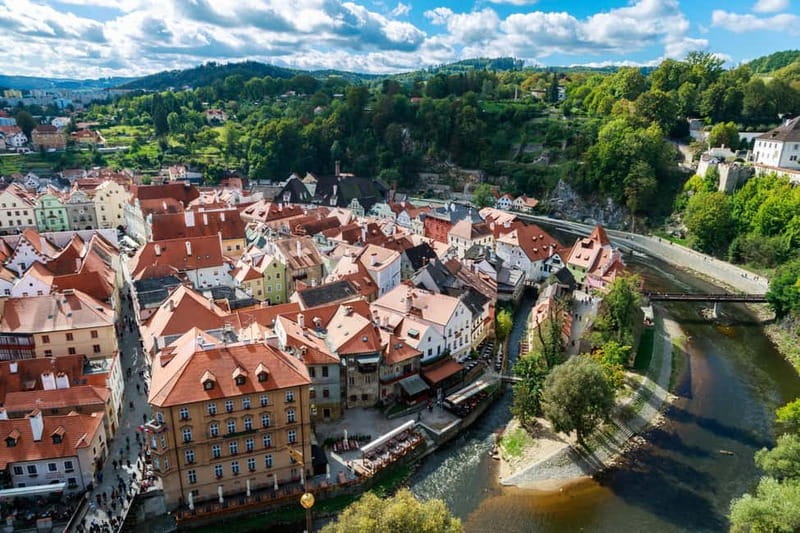 Cesky Krumlov: Express Walk with a Local in 60 minutes - Key points to know before booking