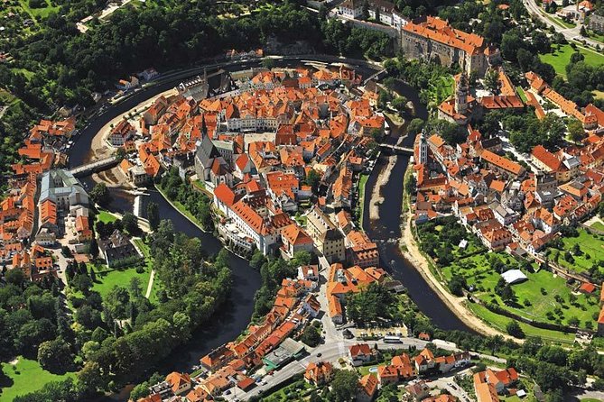 Cesky Krumlov Full day tour from Prague and back - Why Český Krumlov makes a strong Prague day trip