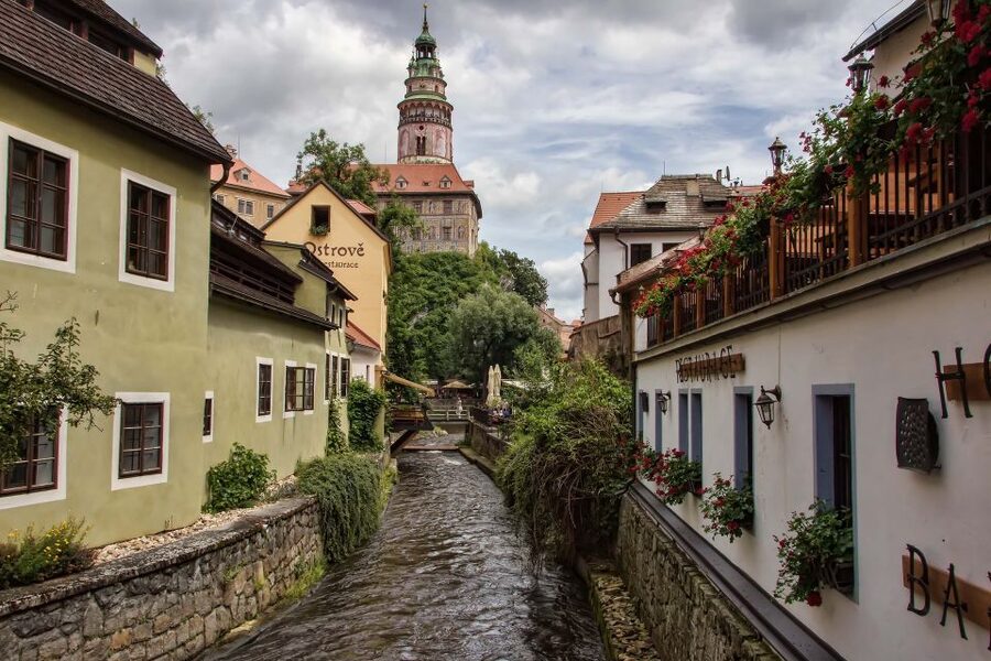 Cesky Krumlov Private Day Trip from Prague - Leaving Prague With a Private Driver-Guide