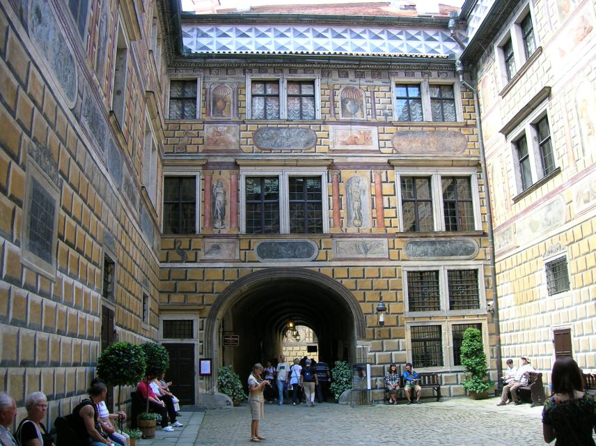 Cesky Krumlov Private Day Trip from Prague - Krumlov Castle and the Seasonal Catch