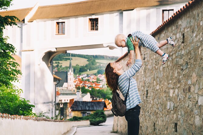 Cesky Krumlov Tour 4 hours - Two hours through the historic center